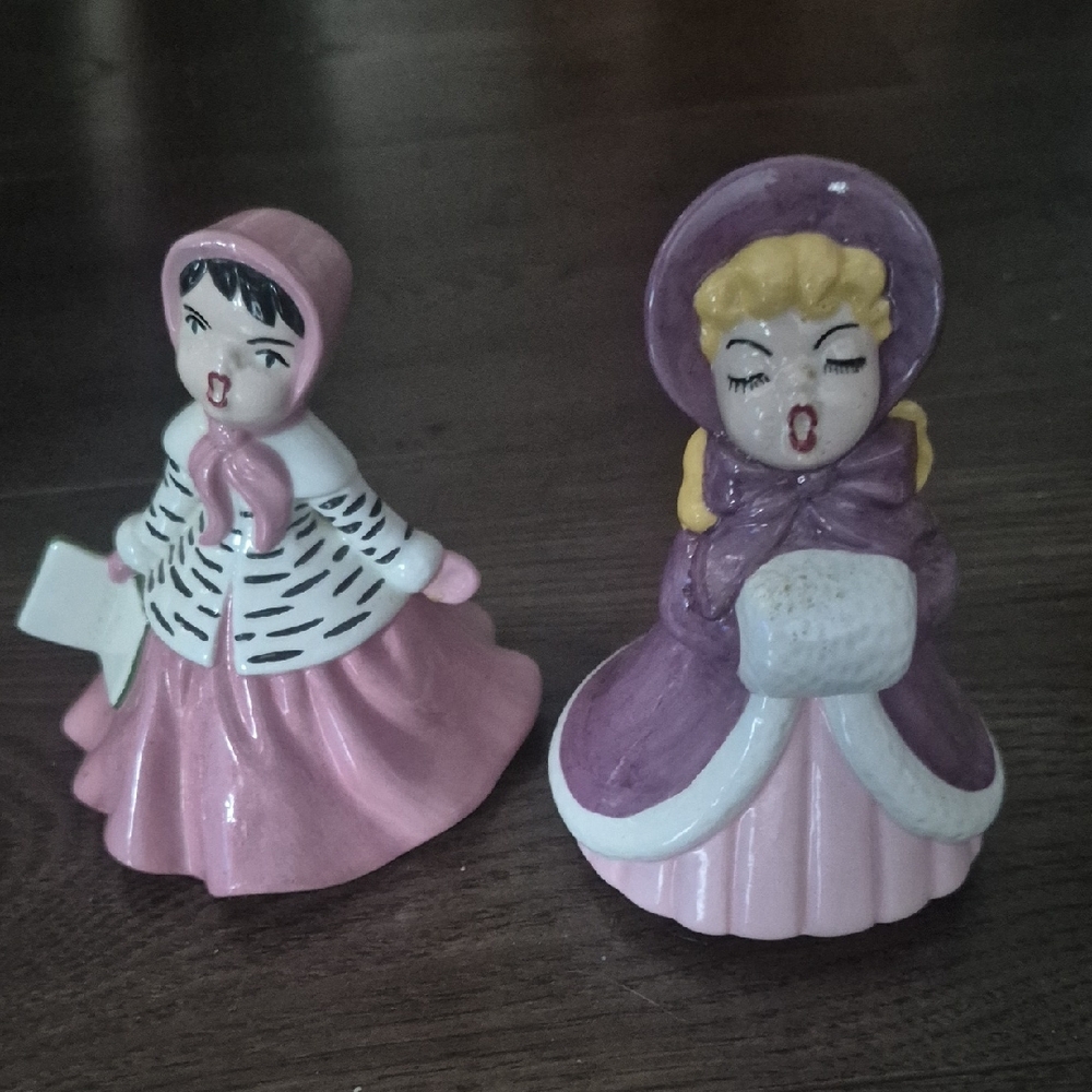 Pair Of Holland Mold Christmas Carolers, Vintage